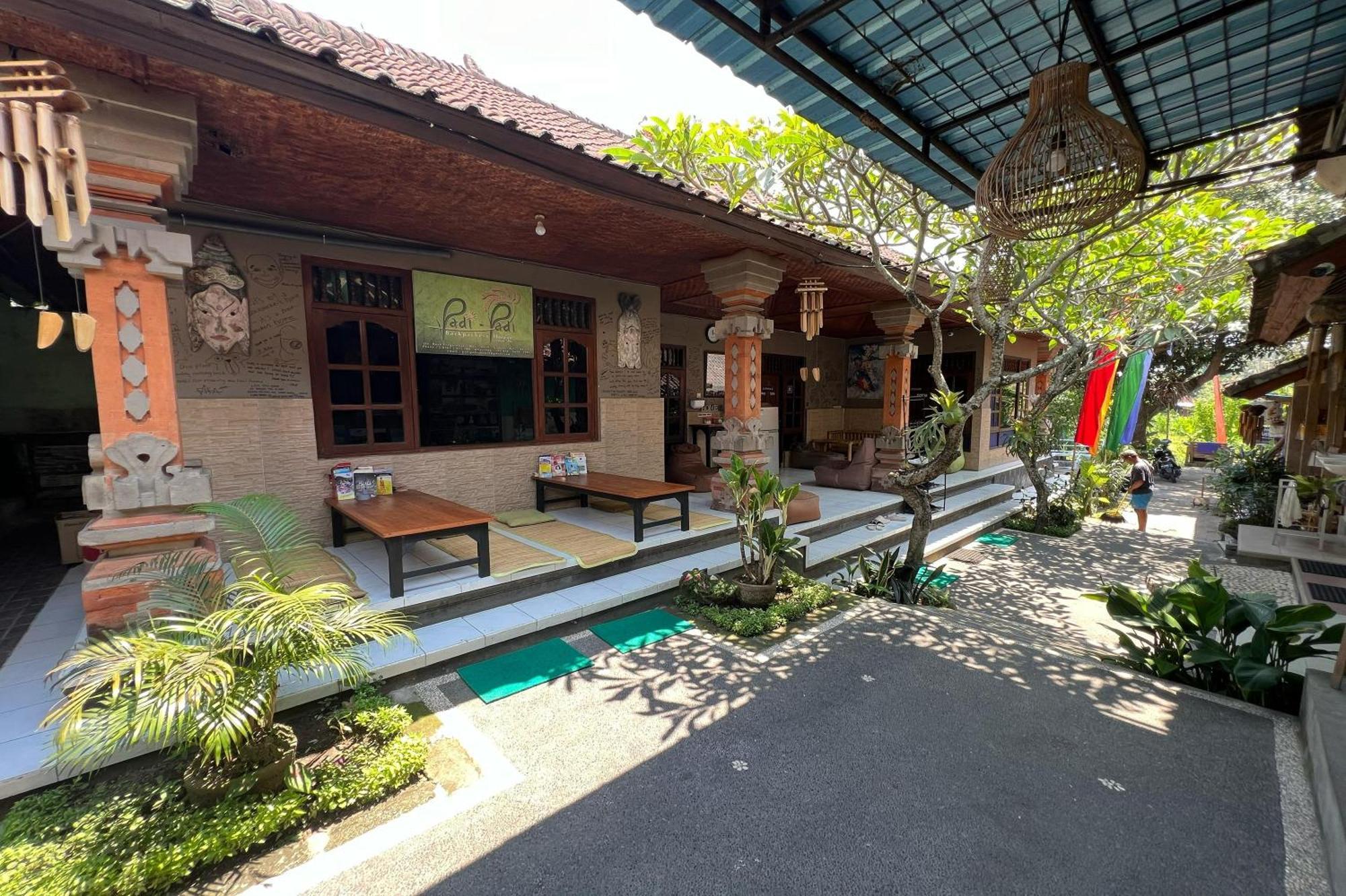 Padi-Padi Hostel & Bar Ubud  Exterior photo